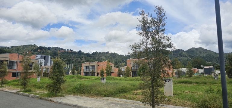 Lote en La Antioqueñita, La Ceja